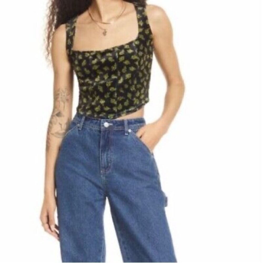 BP. by Be Proud Women's Rose Velour Crop Corset Tank Top Black Floral